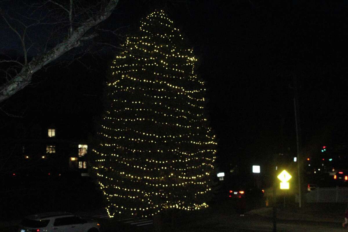 In Pictures Westport Christmas tree lighting