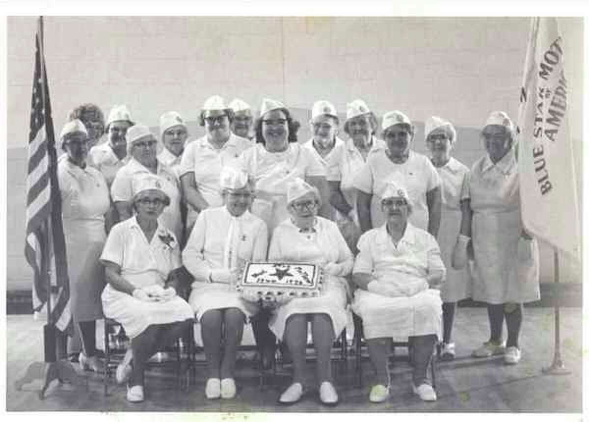 Blue Star Mothers help to make Christmas special for our military