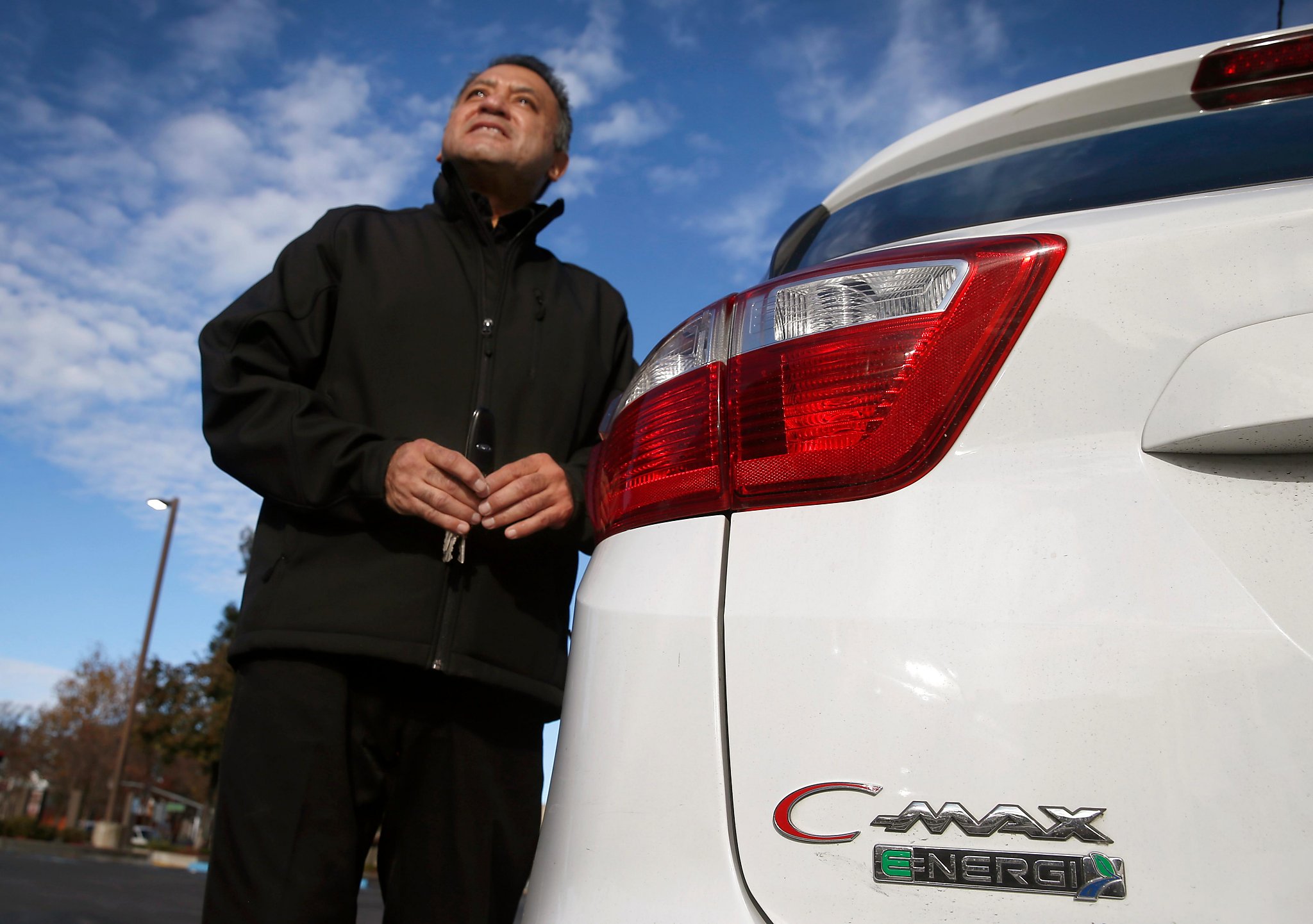With new grant program, Bay Area spreads electric cars to