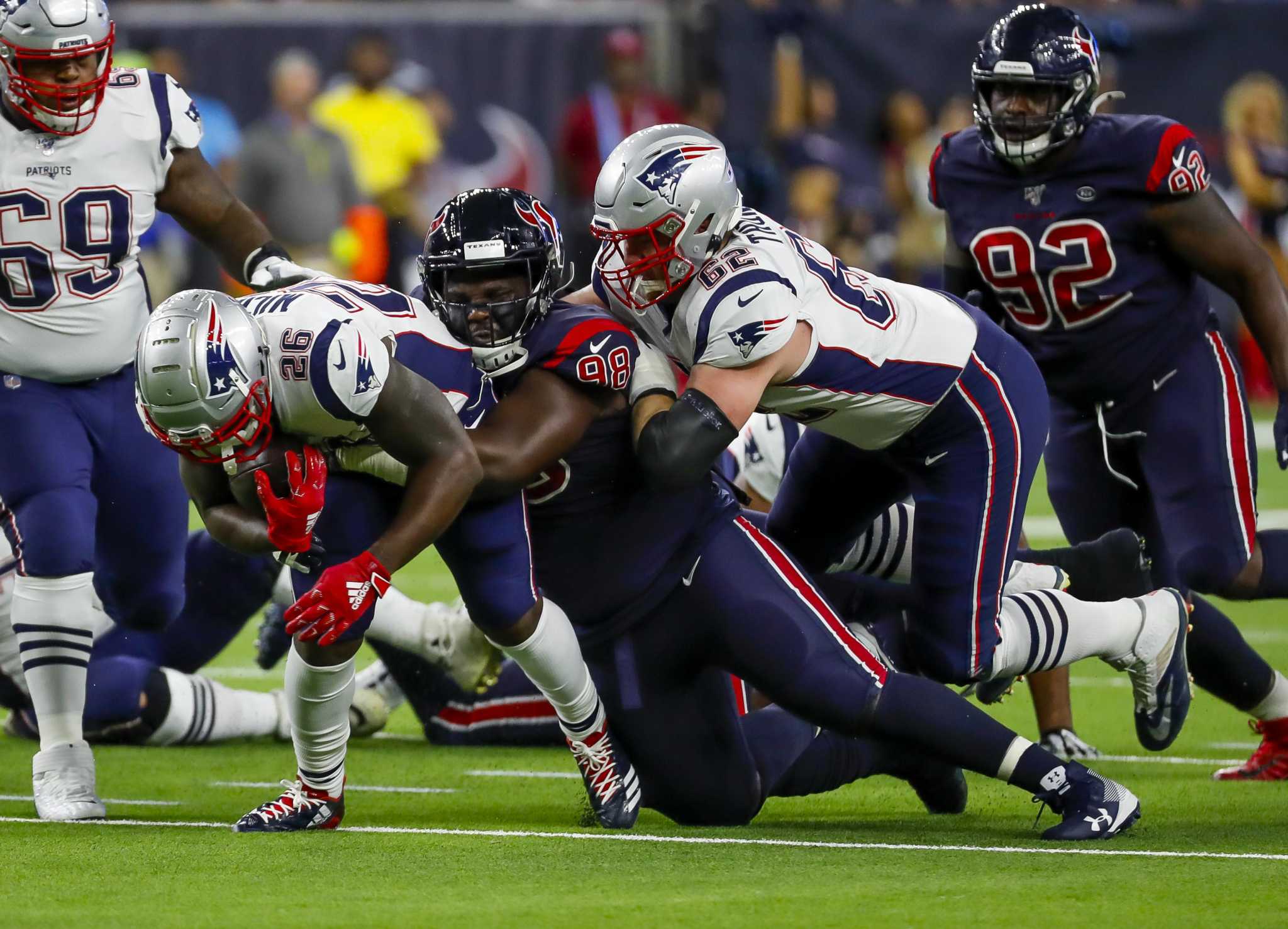 NFL disciplines Texans player who ripped off Patriots QB's helmet