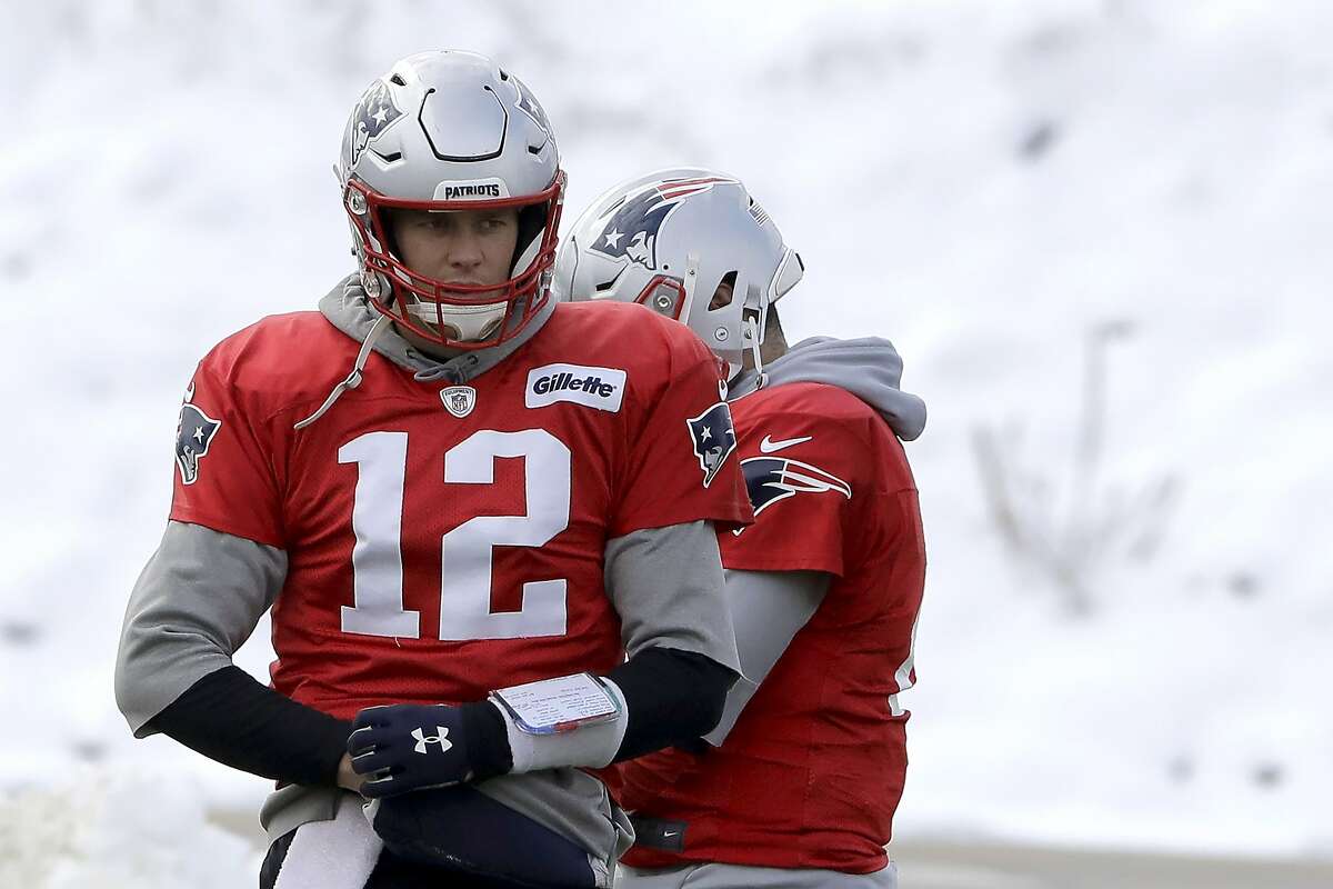 Tom Brady Tries Out New Helmet in Practice in Preparation for 2019