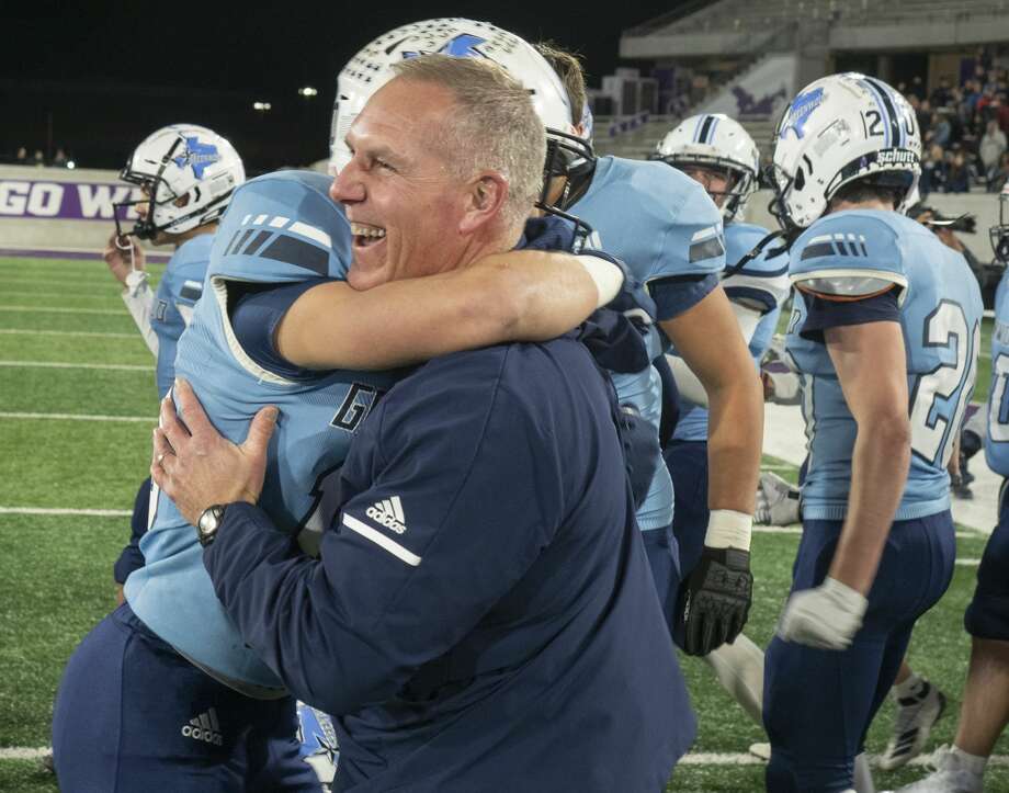 Greenwood Wins Nail Biter Over Iowa Park Advances To Semis