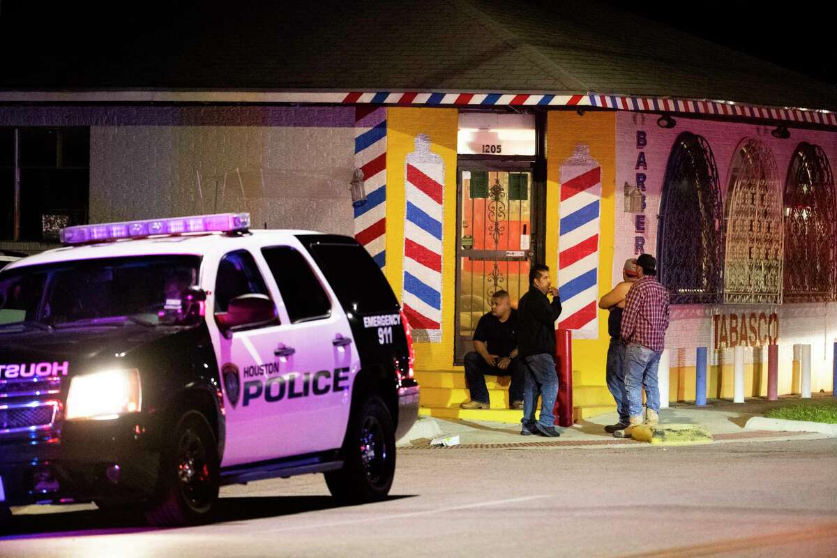 Houston Police Officer Dead After East Houston Shooting 8128