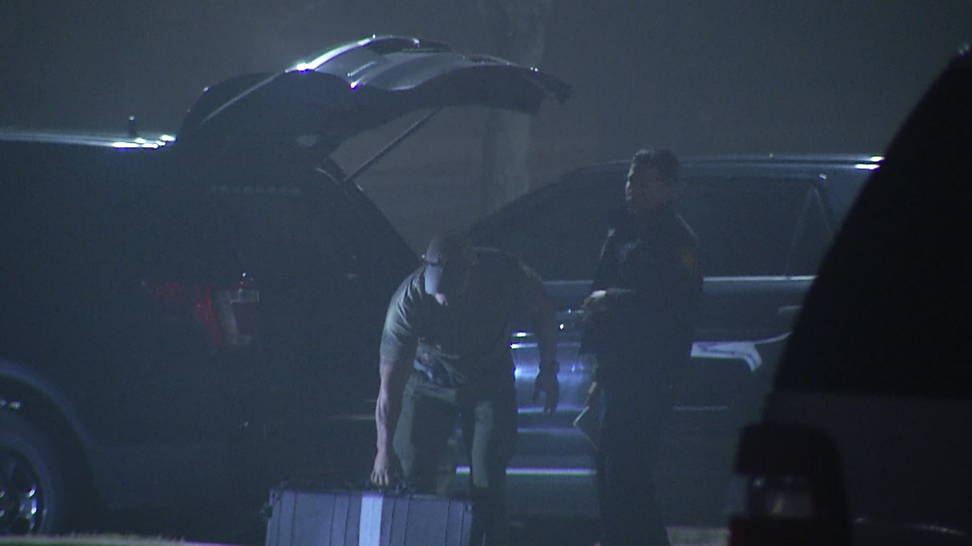 Man arrested after allegedly taking child hostage during North Side ...