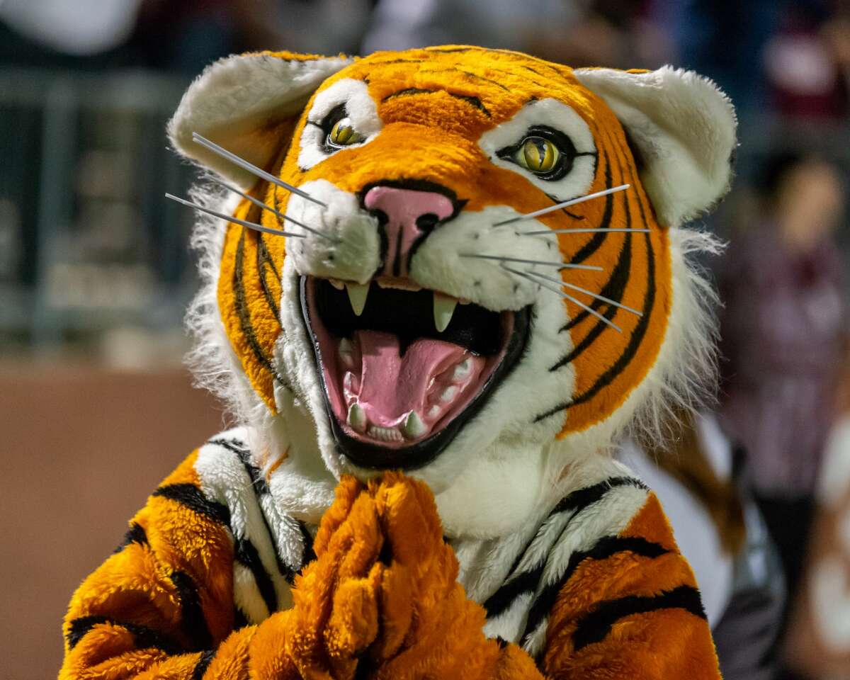 The Silsbee Tigers defeated the Mustangs of West Orange-Starke intheir quarterfinal match Friday night at BISD Memorial Stadium. Fran Ruchalski/The Enterprise