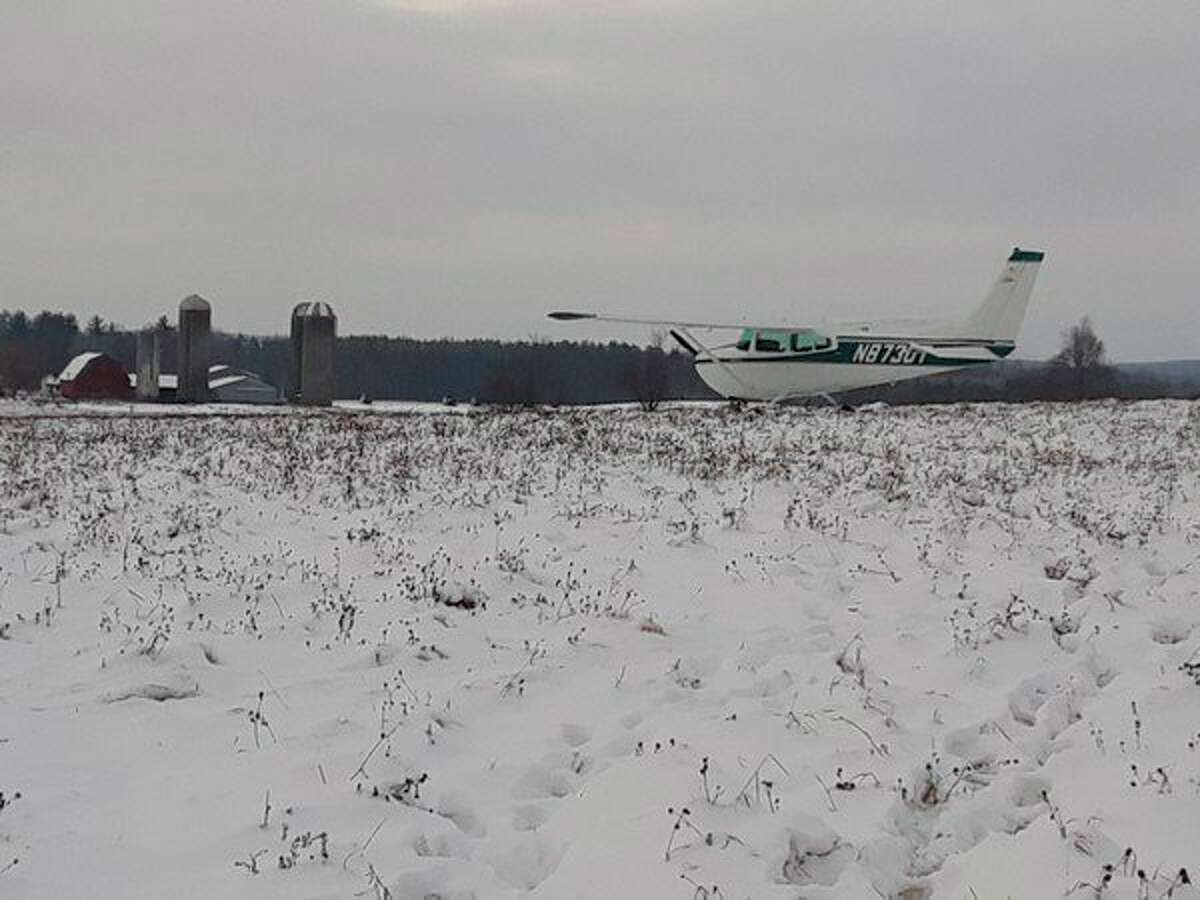 Osceola County Sheriff's Office deputies were dispatched shortly before 7 p.m. on Saturday to a field near the intersection of 175th Avenue and U.S. 10 in Hersey Township for a plane which had to make an emergency landing due to engine trouble. (Courtesy photo/Osceola County Sheriff's Office)