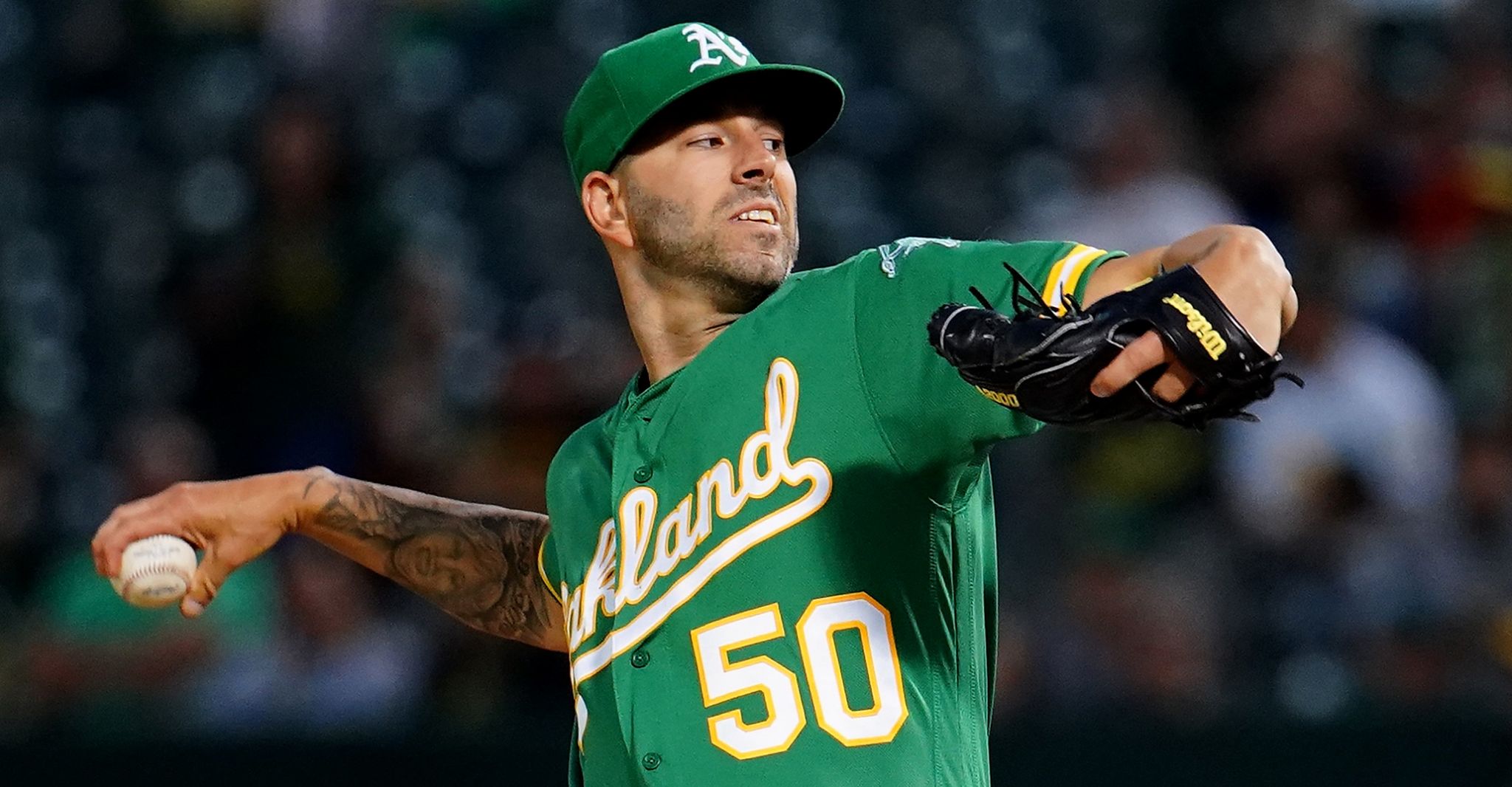 Why Oakland A's pitcher Mike Fiers played with unusual beard