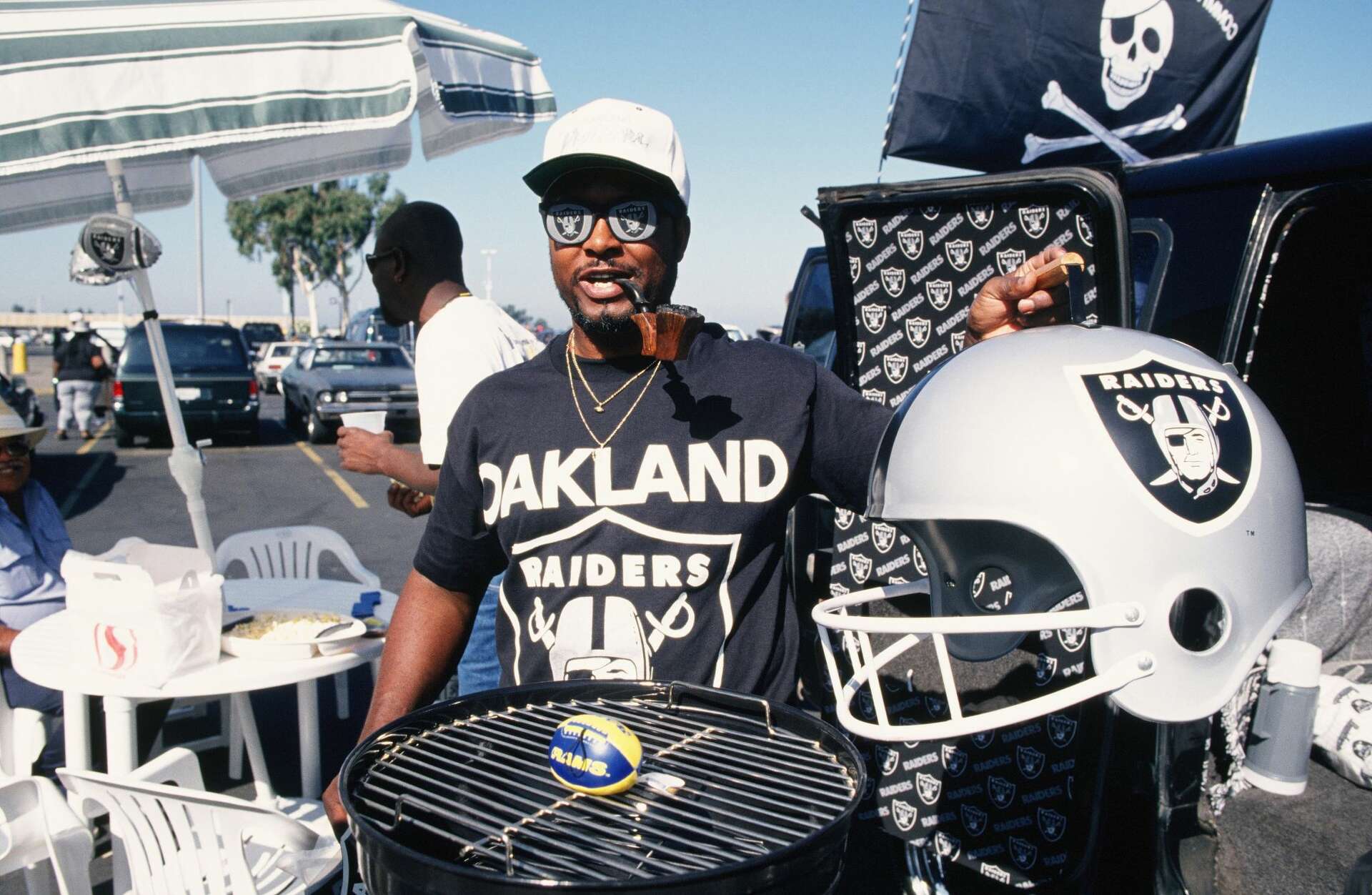 The Raiders final game in Oakland is Sunday. Here's what the Black Hole