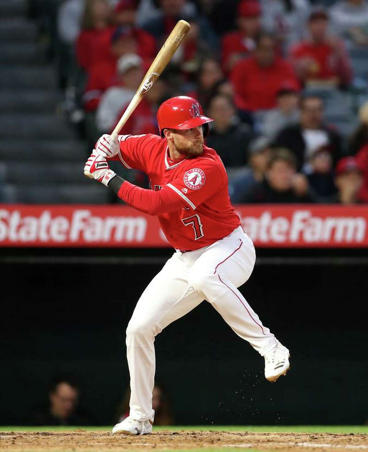 Infielder Zack Cozart signs with Angels