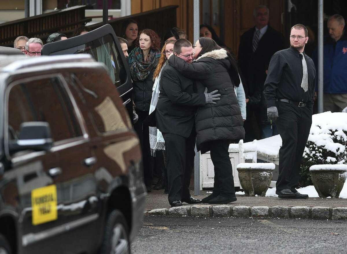 Search for missing Ansonia toddler, mom’s killer enters 2nd week