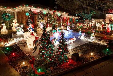 windcrest christmas lights 2020 Windcrest Light Up To Draw Thousands Of Visitors In December San Antonio Express News windcrest christmas lights 2020