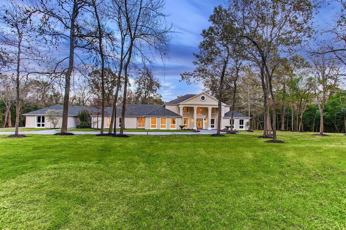 Houston's Rivercrest is a pricey enclave of homes, with lots 3 acres