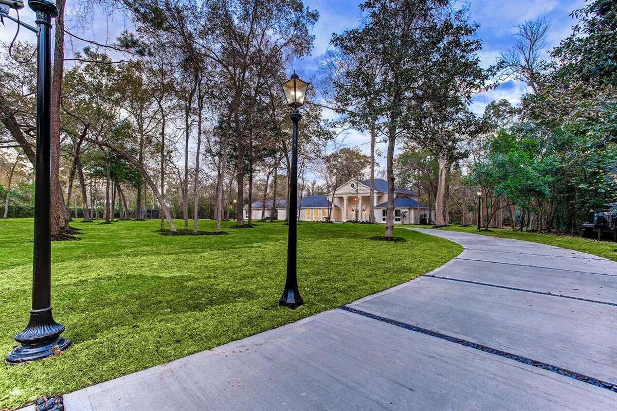 Houston's Rivercrest is a pricey enclave of homes, with lots 3 acres