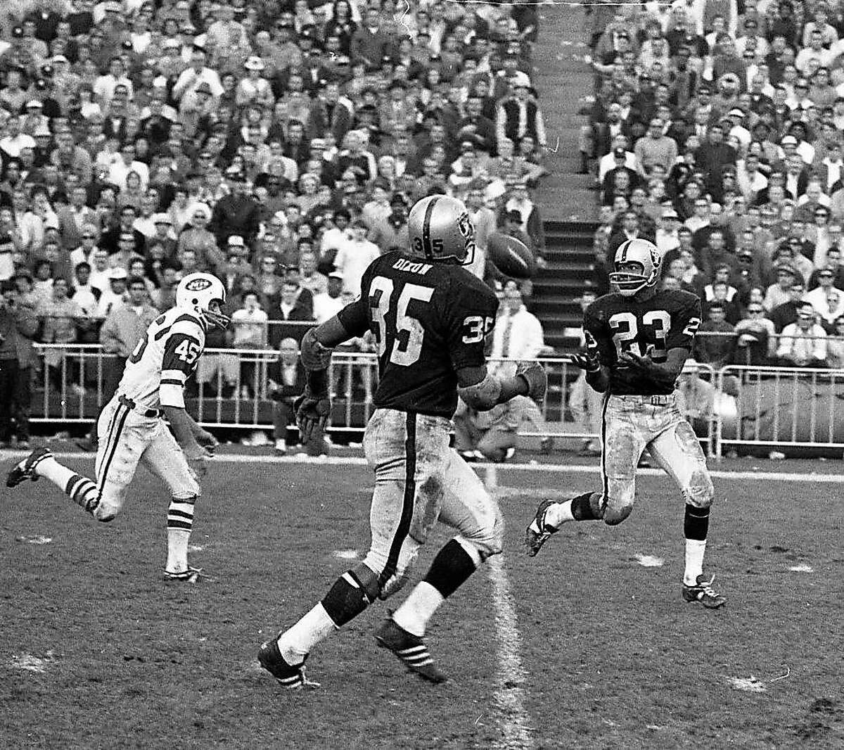 Oakland Raiders 1974: A Game-by-Game Guide See more