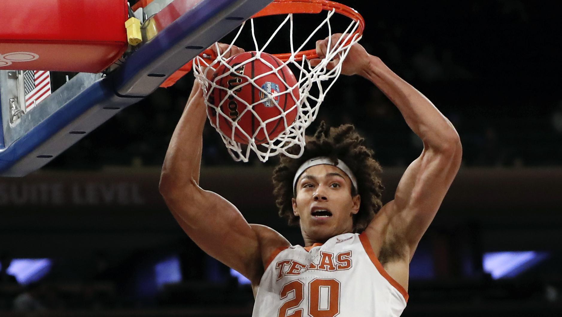 Confident Jericho Sims has been key during Texas' strong start