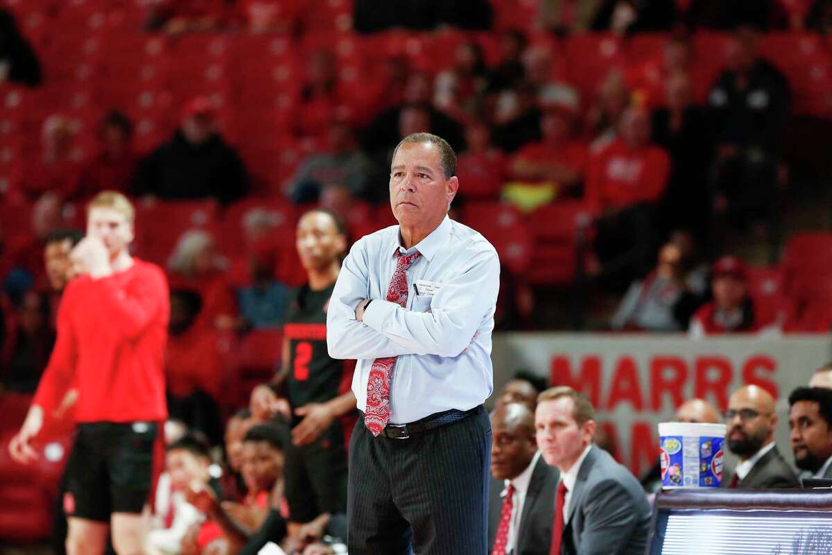 UH coach Kelvin Sampson had several memorable duels in his time at OU with legendary Oklahoma State coach Eddie Sutton.
