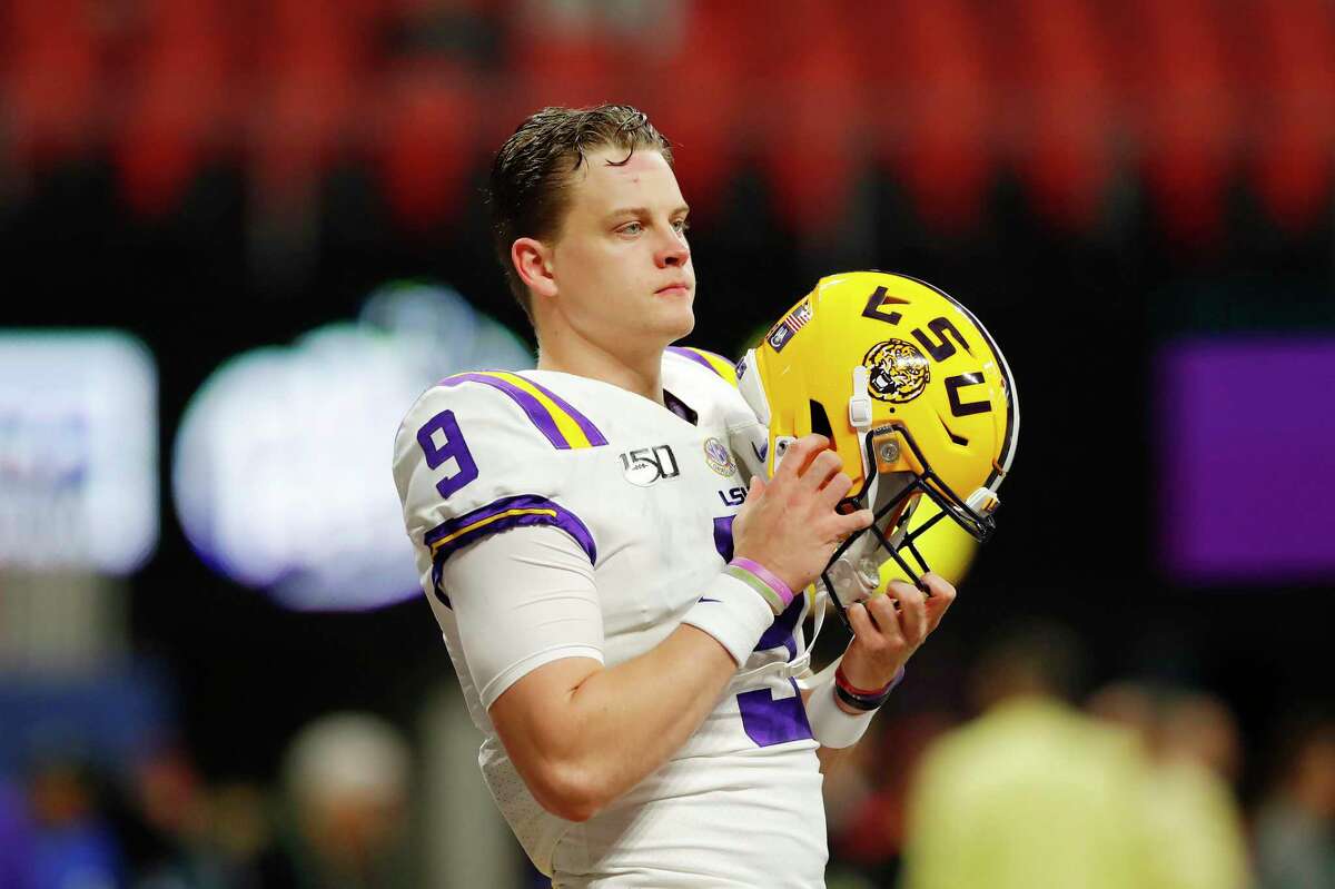 Jeff Jacobs: Reborn on the Bayou, Joe Burrow is Walter Camp Player of the Y...