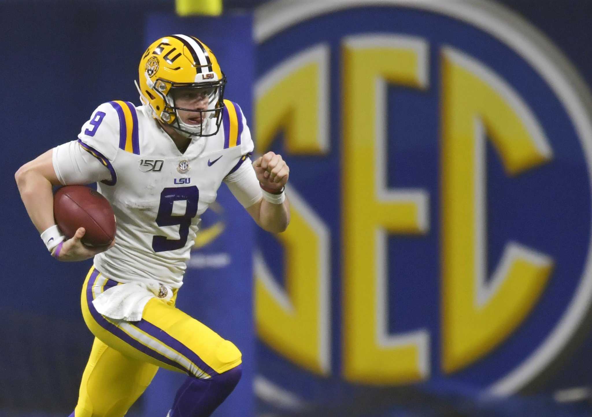 Burrow Named Walter Camp Player of the Year – LSU