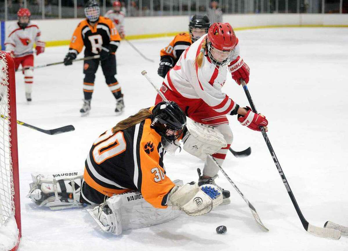 Goalie Kendal Mountain and the Ridgefield/Danbury girls hockey team won their season opener.