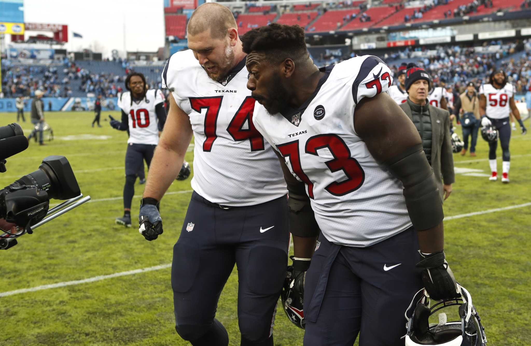 Houston Texans 24-21 Tennessee Titans: Deshaun Watson throws for two  touchdowns as Texans take control of AFC South, NFL News