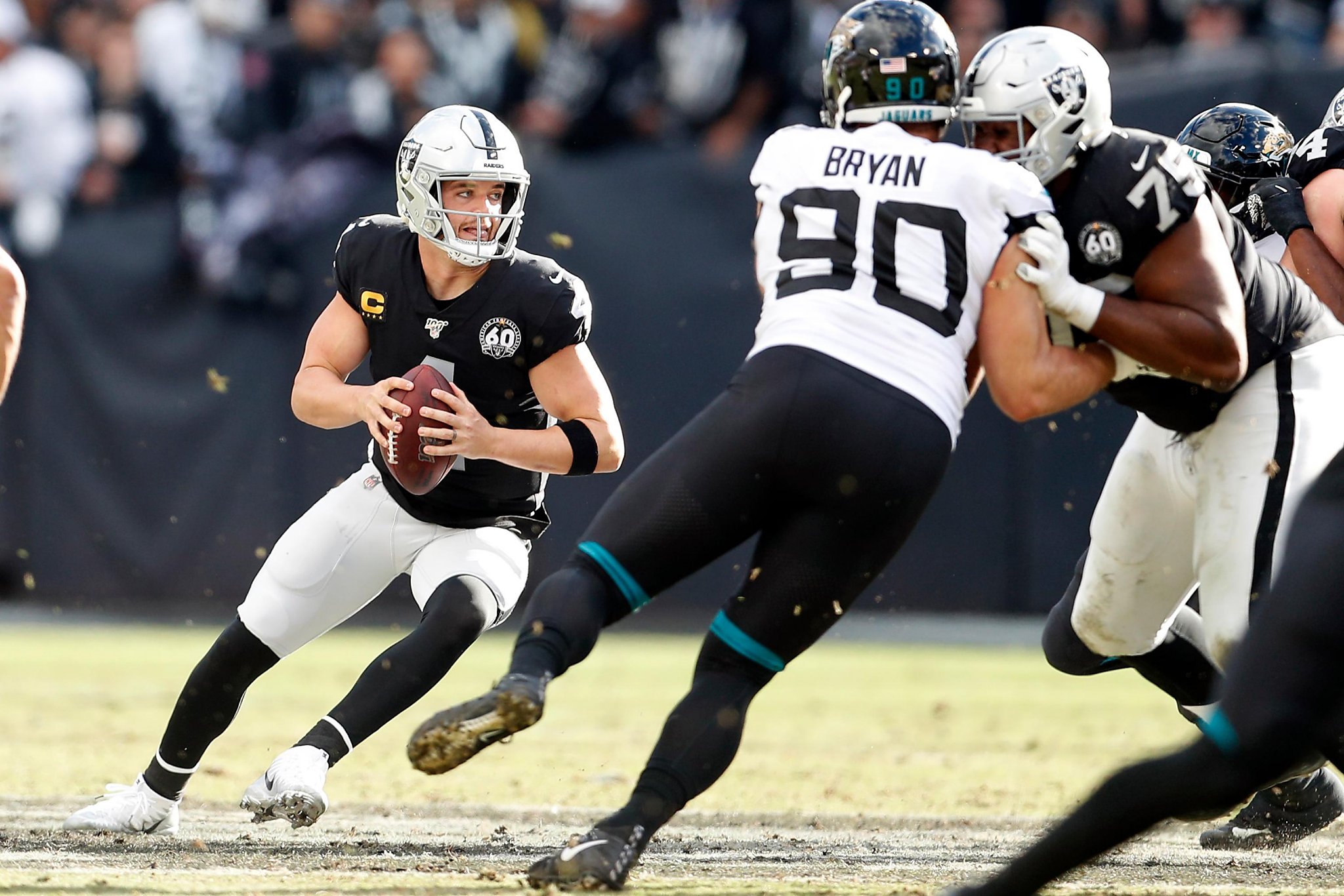 Raiders question ruling on late Derek Carr scramble, slide