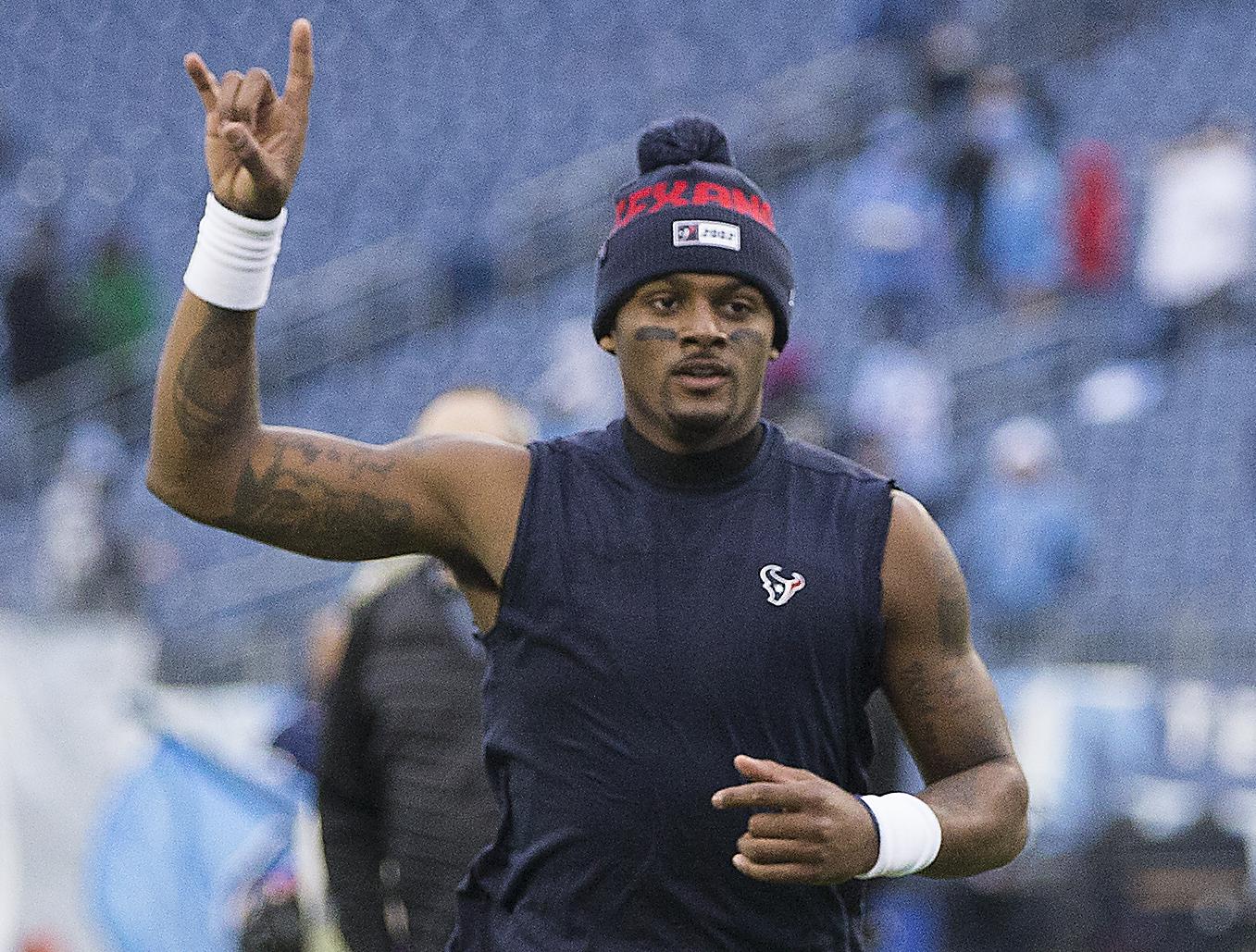 Houston Texans 24-21 Tennessee Titans: Deshaun Watson throws for two  touchdowns as Texans take control of AFC South, NFL News