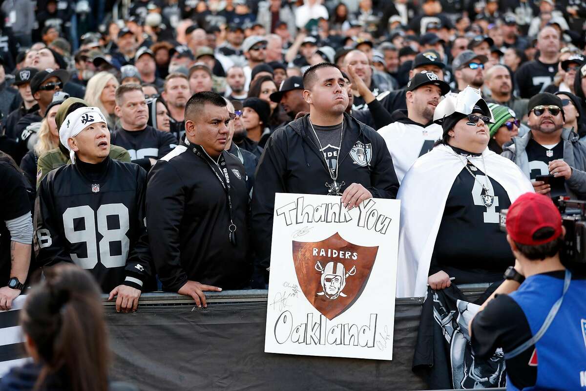 Raiders to play final game in Oakland Coliseum