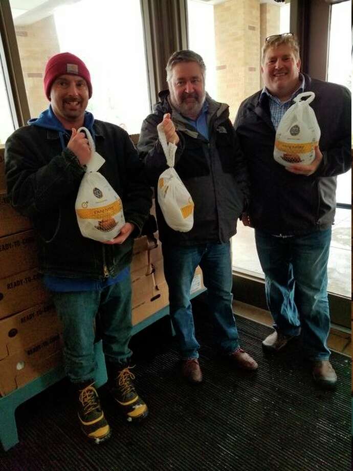 100 Turkeys Donated To Local Food Pantry Manistee News Advocate