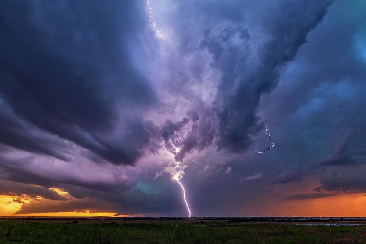 Texas storm chaser, photographer shares best photos of 2019