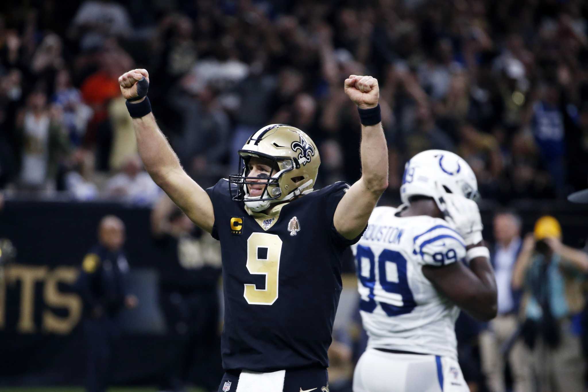 Saints' Drew Brees Breaks NFL Career Touchdown Pass Record