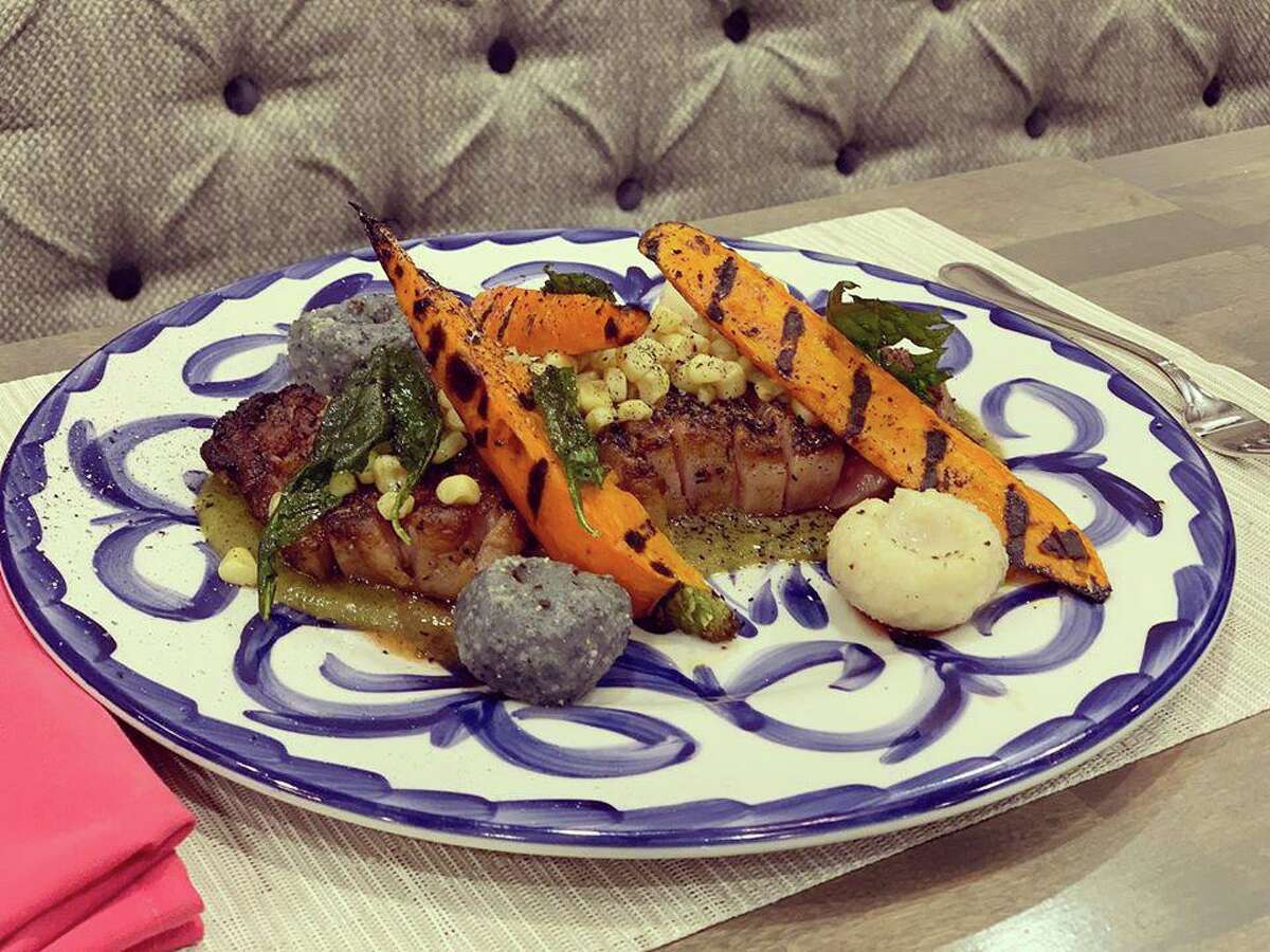 New Mexican restaurant Los Azulejos Restaurante Bar opens in Castle Hills