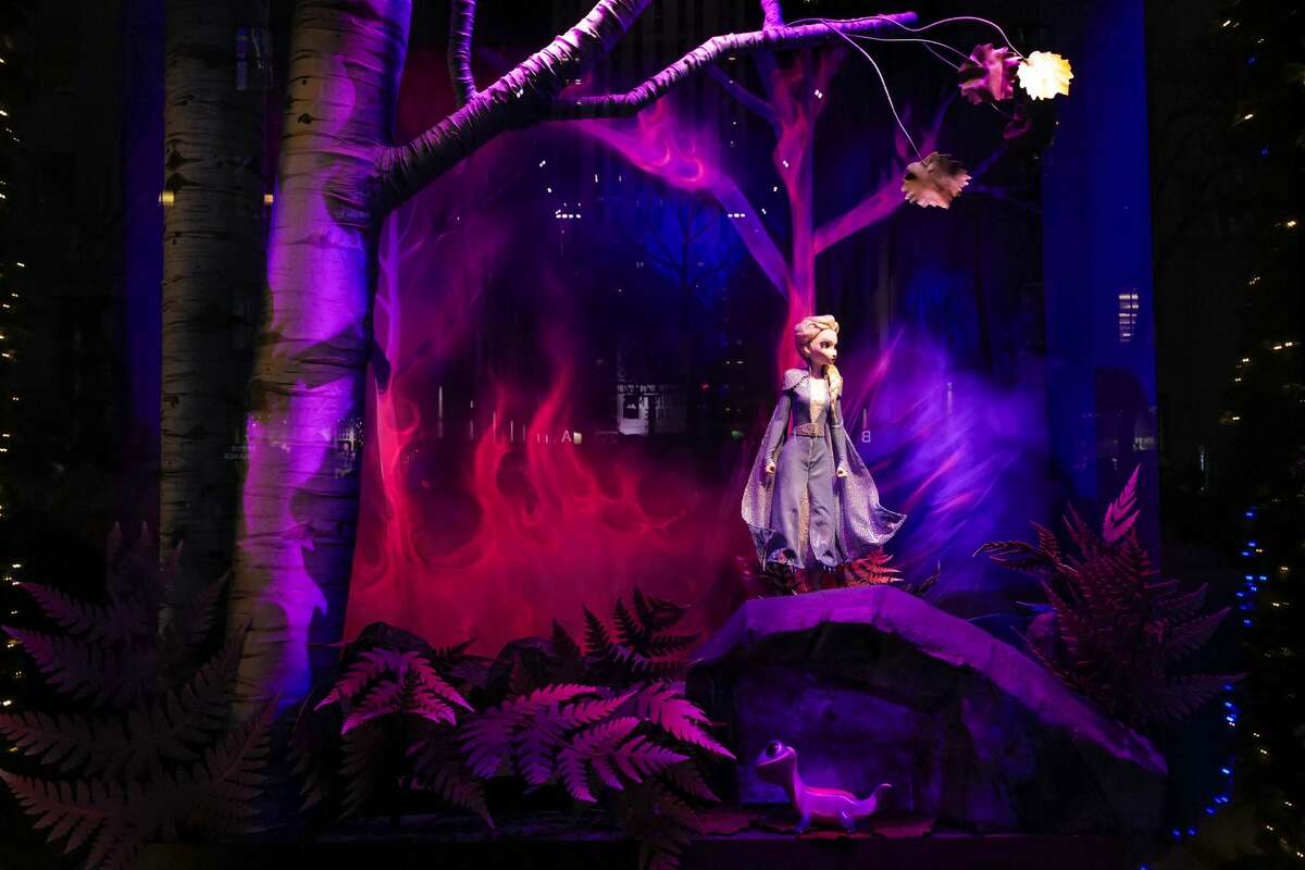 2019: Saks Fifth Avenue Saks Fifth Avenue holiday windows in New York City in 2019