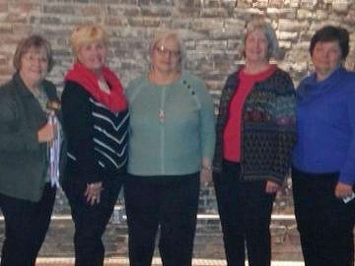 Godfrey Womens Club Installs New Officers