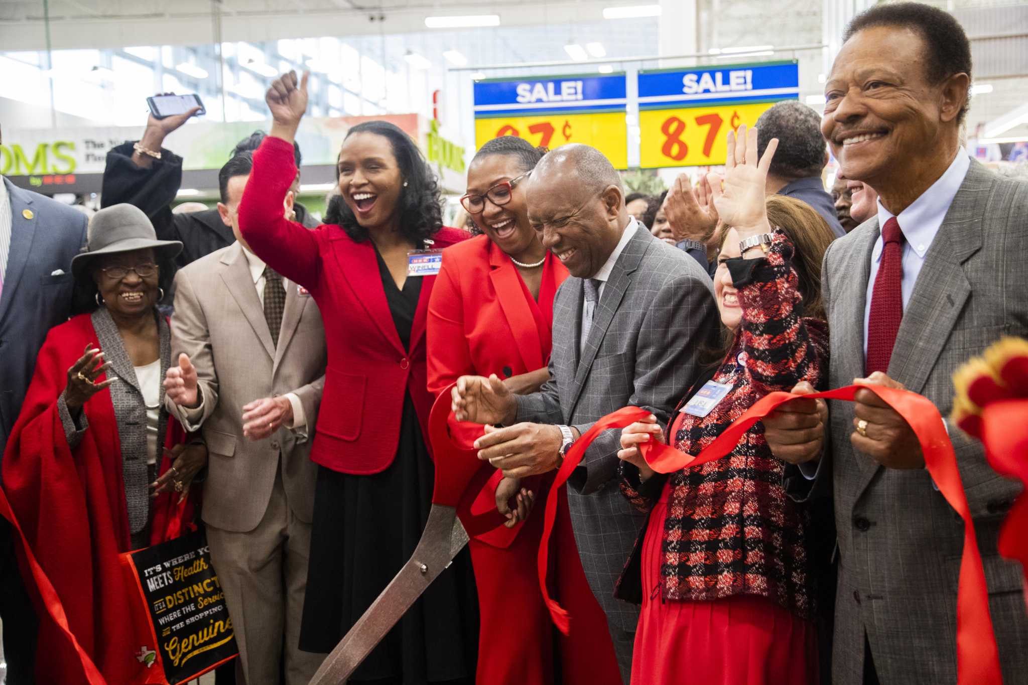 HEB MacGregor store brings fresh food to Third Ward