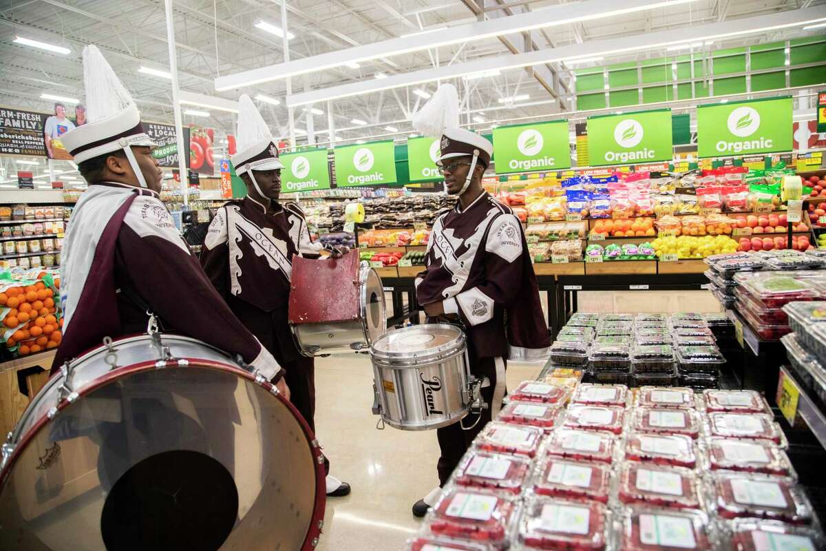 H-E-B MacGregor Store Brings Fresh Food To Third Ward