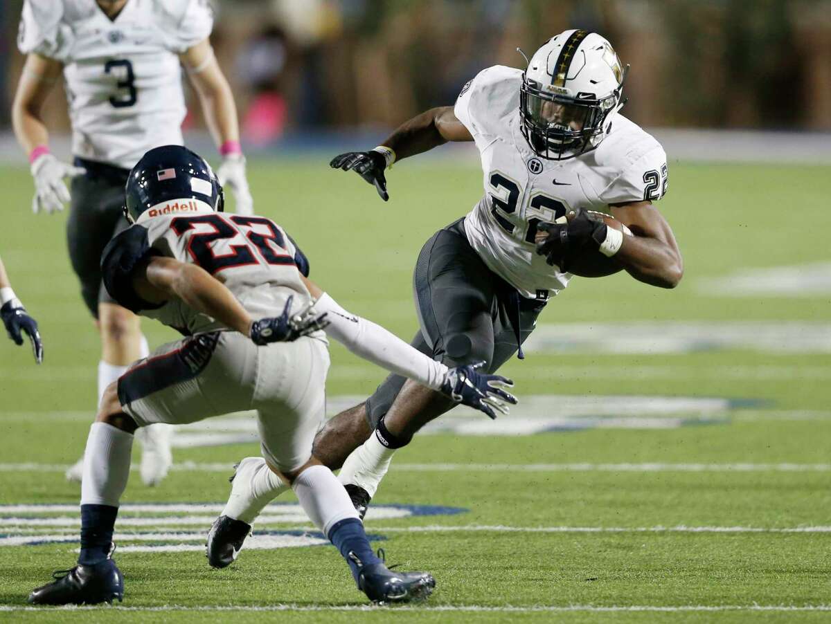 Emmitt Smith's son signs to play football at Stanford