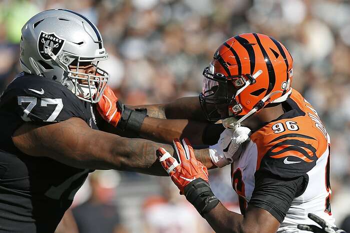 Brandon Parker, Raiders left tackle, placed on season-ending IR - Sactown  Sports