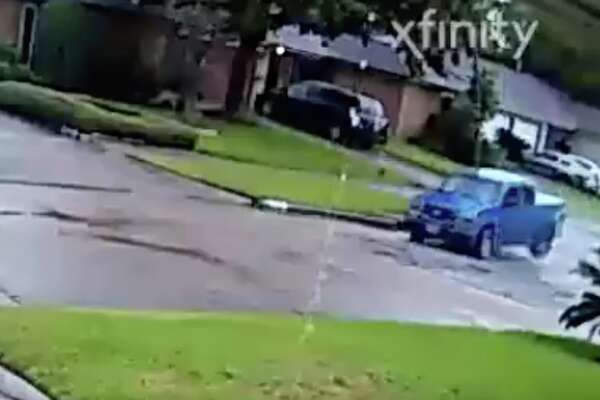 Caught On Camera Suspected Carjackers Crash Stolen Pickup In Southeast