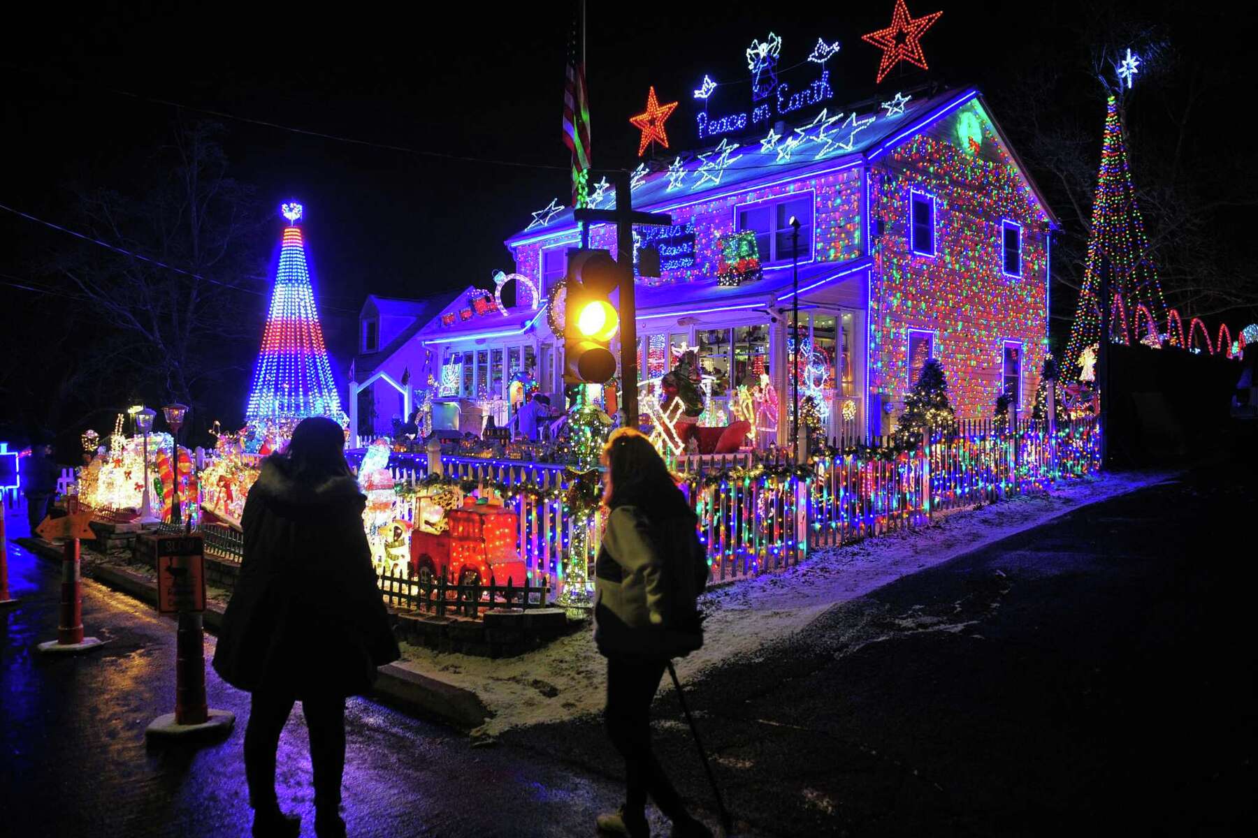 Christmas Lights 2022 Roseville Calif Wonderland On Roseville Lights Up Fairfield