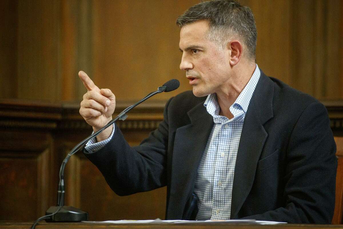 Fotis Dulos, seen here during testimony in a civil trial in Hartford, Conn. The Connecticut Supreme Court held an emergency hearing to consider an appeal by lawyers for Dulos challenging a gag order imposed by Superior Court Judge John Blawie in his case. (Mark Mirko/Hartford Courant/TNS)