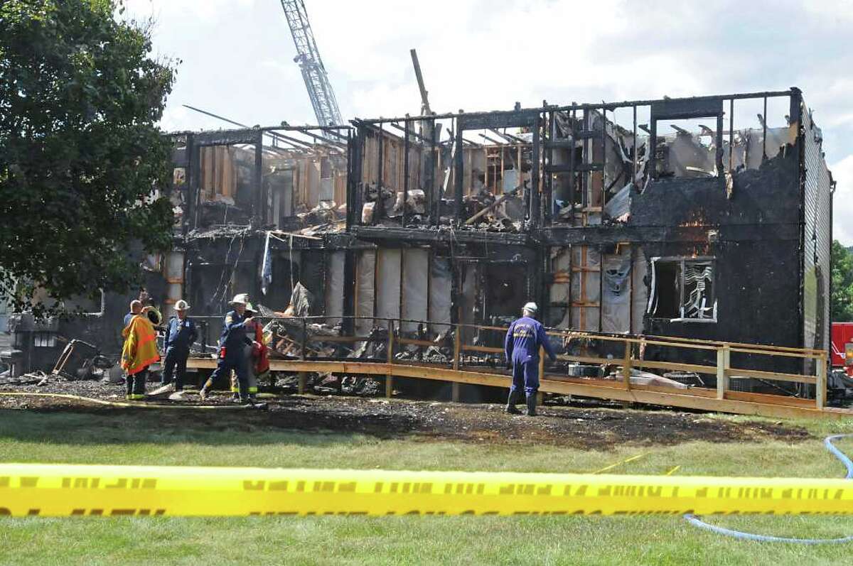 Wilton fire probe planned