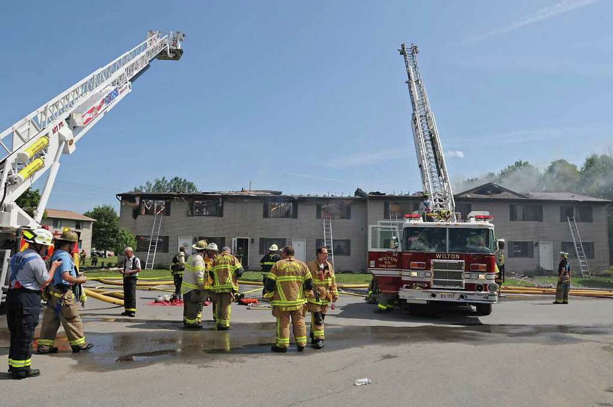 Wilton fire probe planned