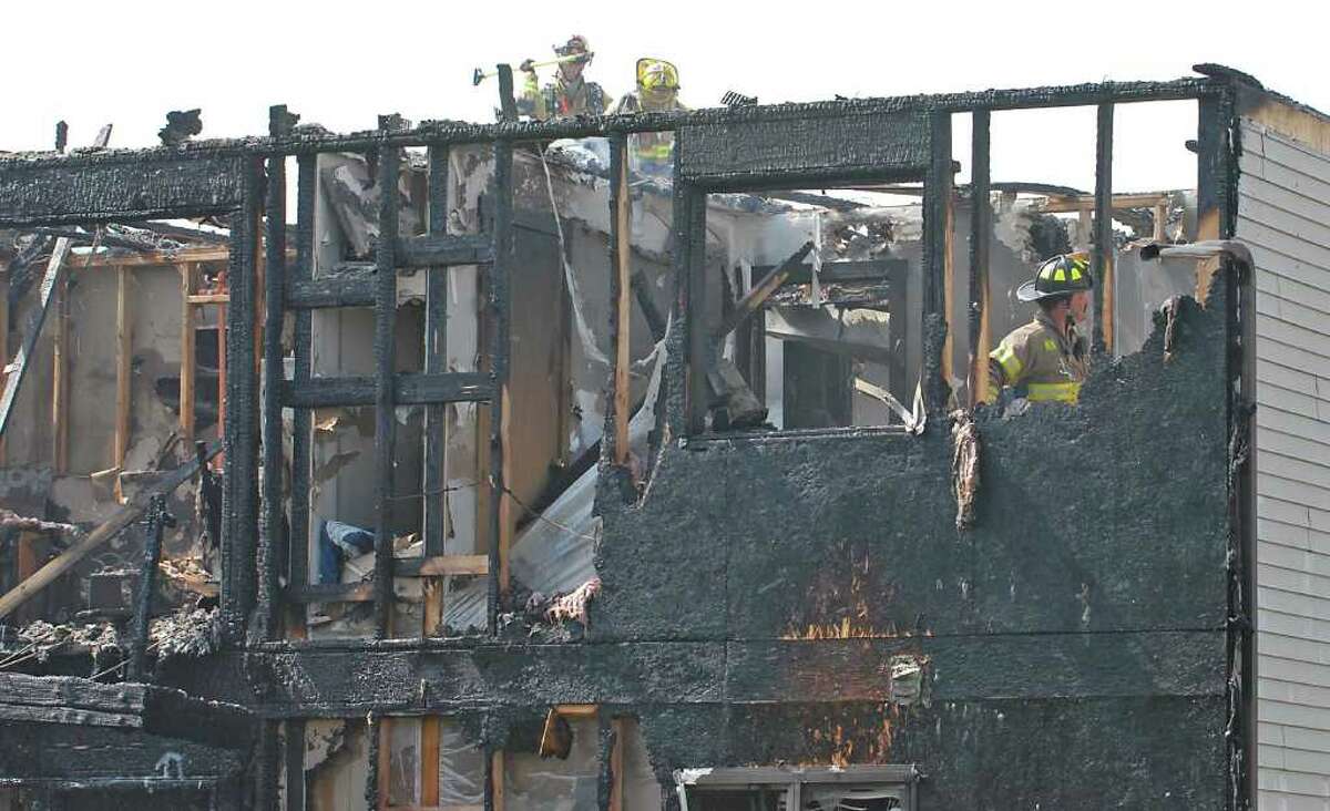 Wilton fire probe planned