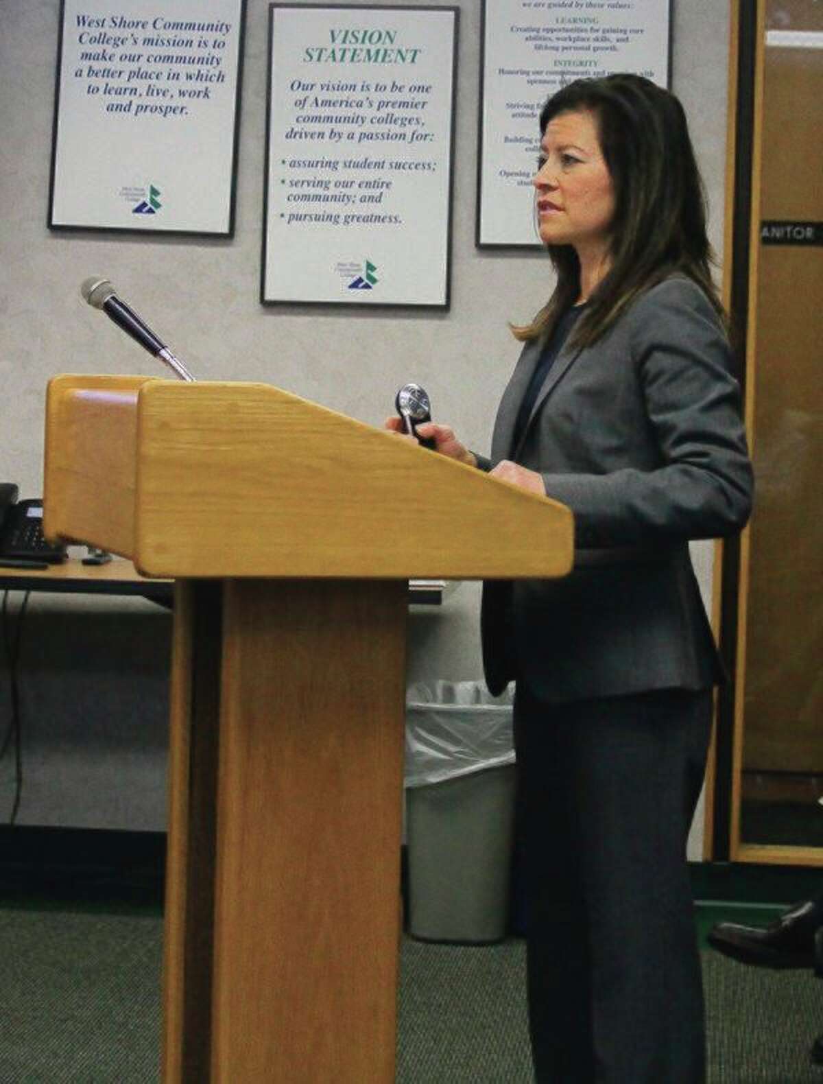 Wendy Gradwohl Wells delivers a report on the study she did for on campus housing at West Shore Community College. (Ken Grabowski/News Advocate)