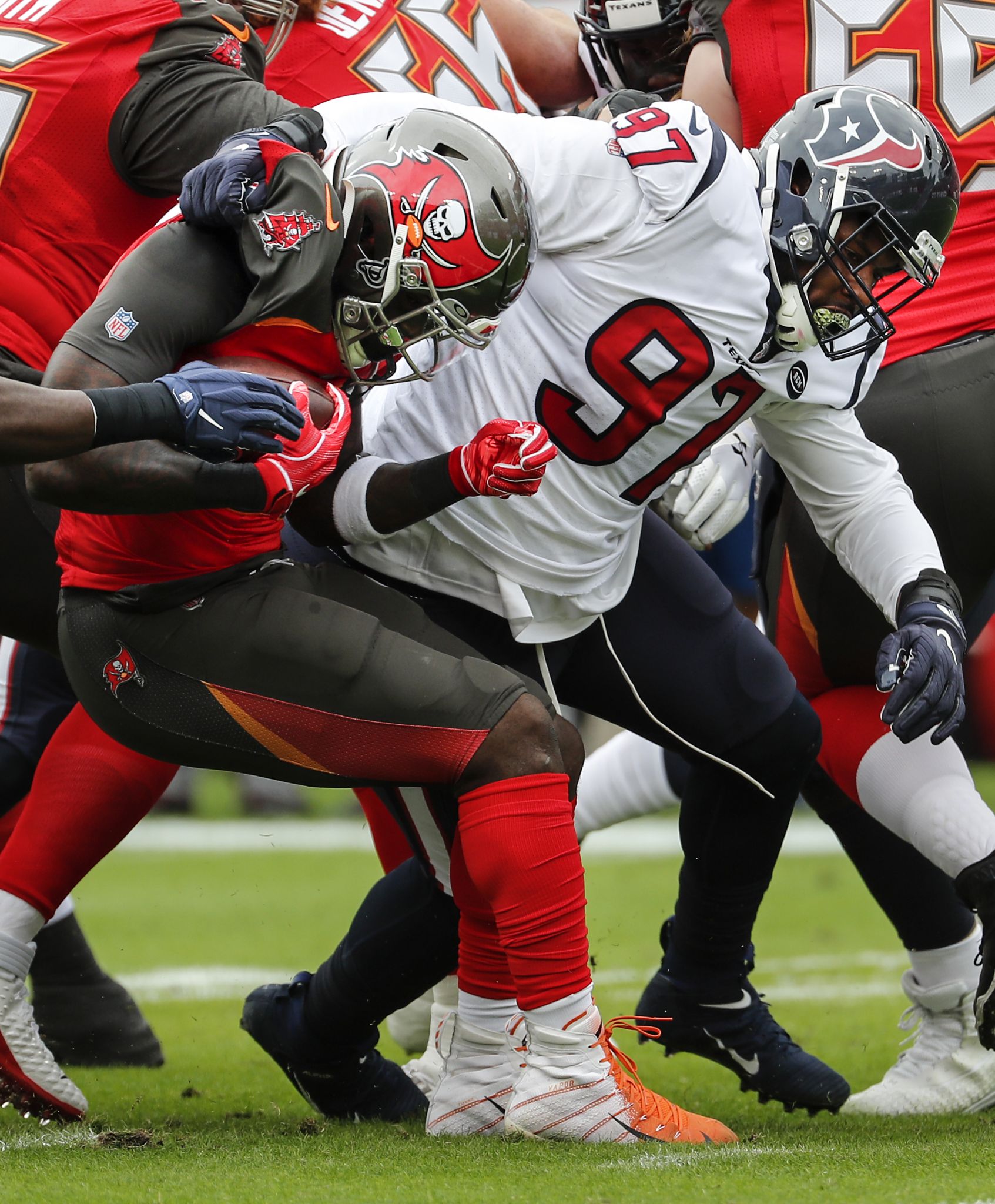 Houston Texans clinch AFC South after win over the Tampa Bay Buccaneers:  Recap, score, stats and more 