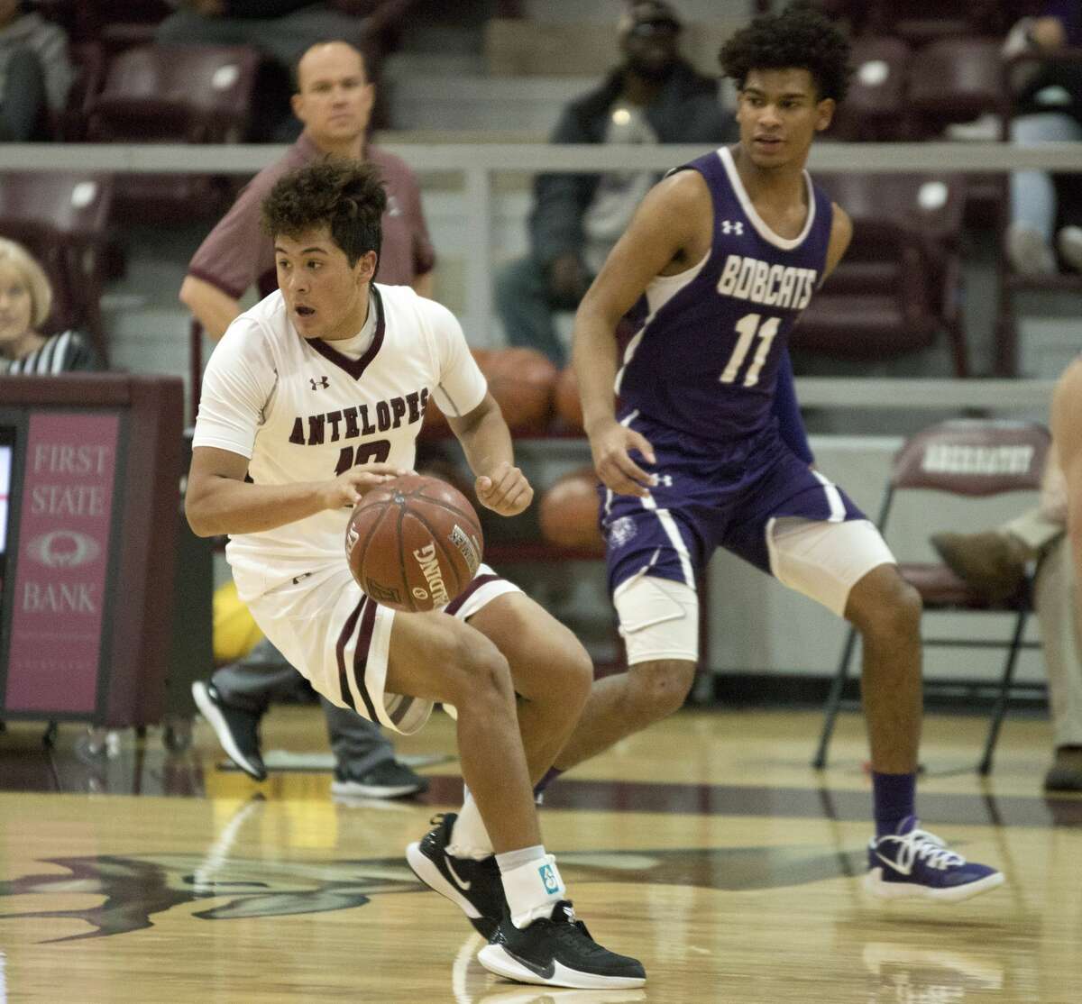 Basketball Roundup Antelopes handle Bobcats
