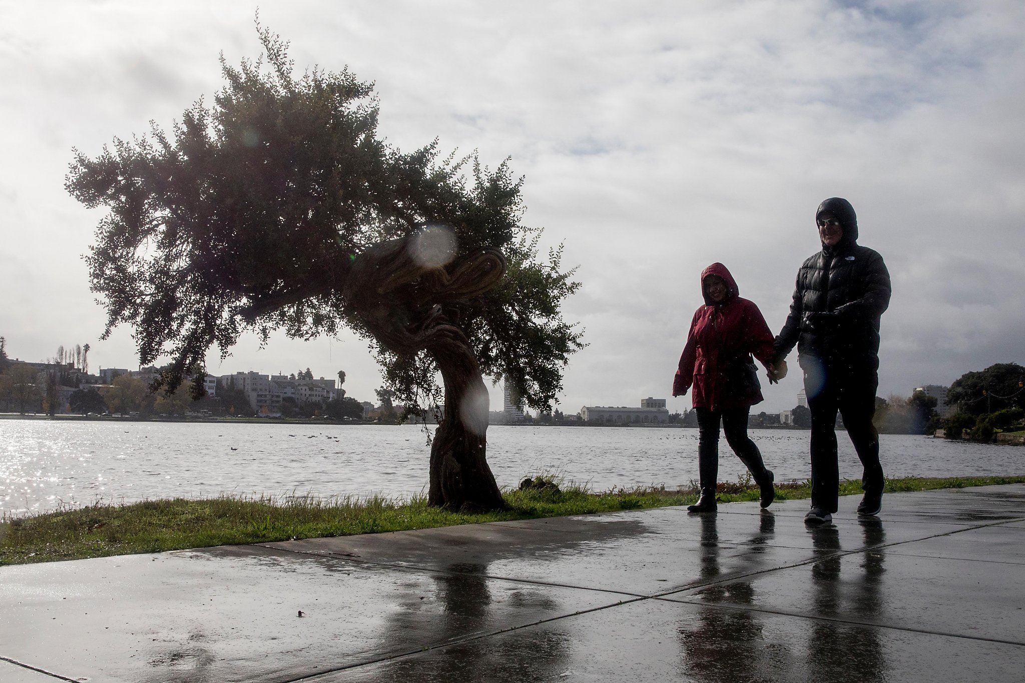 Storm soaks Bay Area, more rain expected Christmas Eve