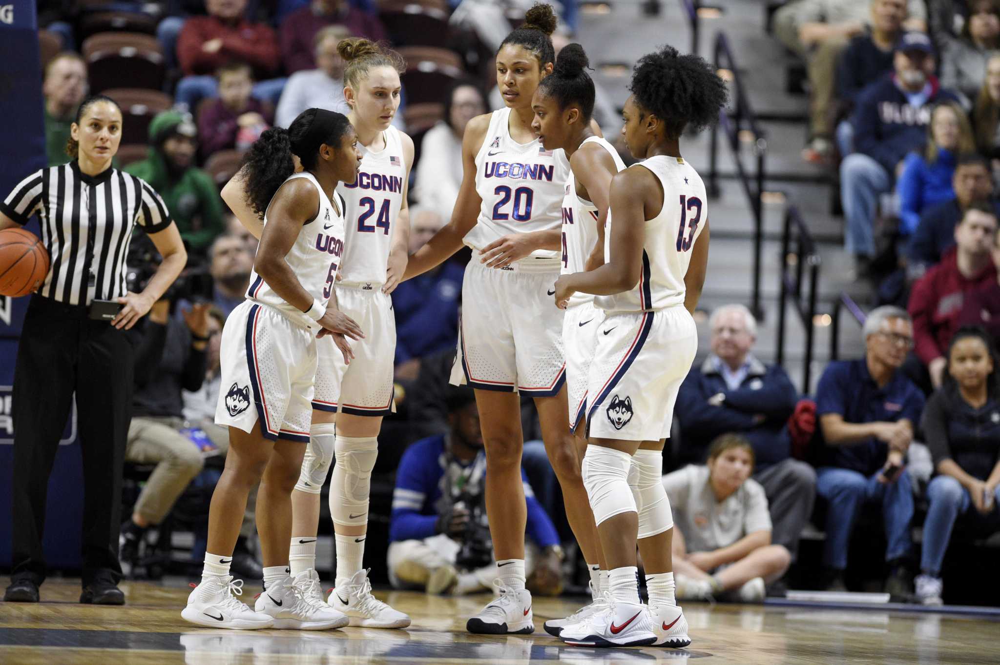 UConn women’s basketball team returns to No. 1 spot in AP ...