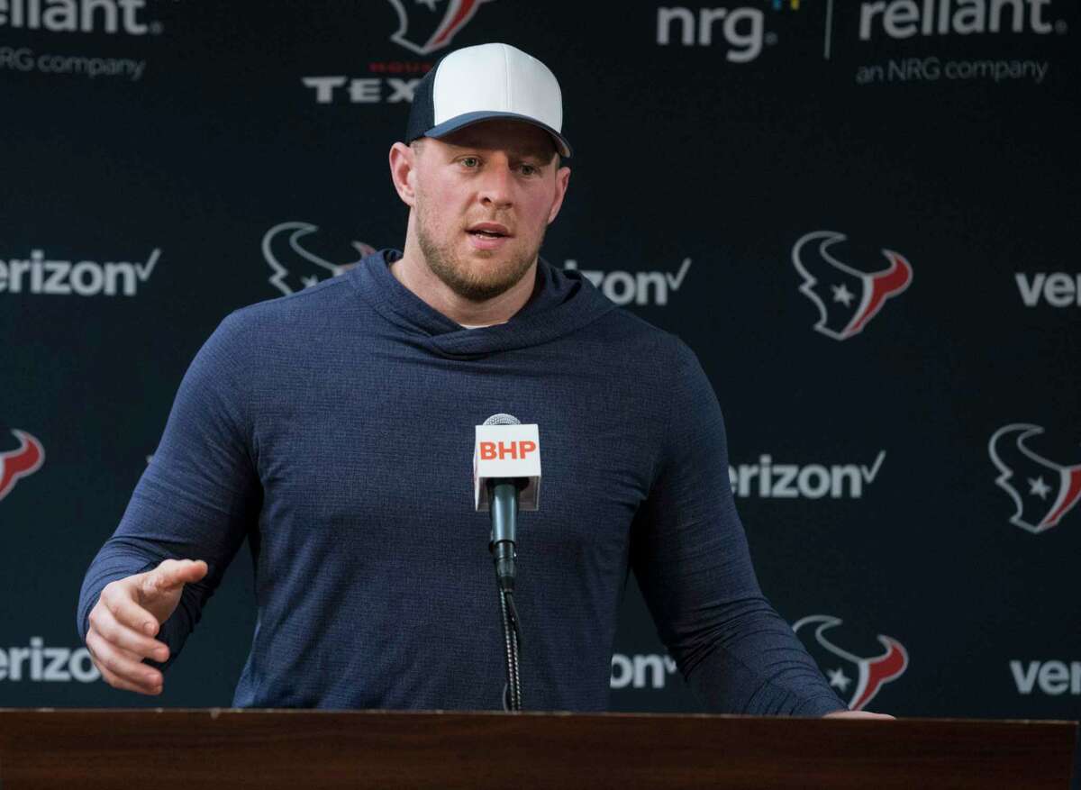 PHOTOS: Texans vs. Titans Texans defensive end J.J. Watt is all set to make his return Saturday in an AFC wild-card playoff game against the Buffalo Bills. >>>Look back at photos from the Texans' regular-season finale ... 