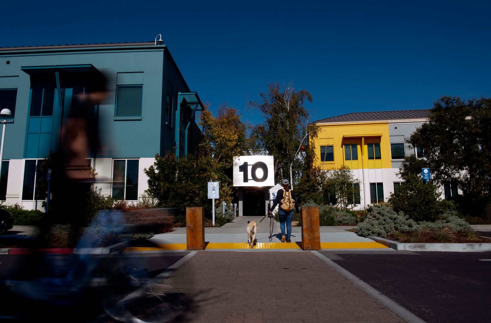 These 14 Bay Area Cities Are Raising The Minimum Wage To 15 Or More On 